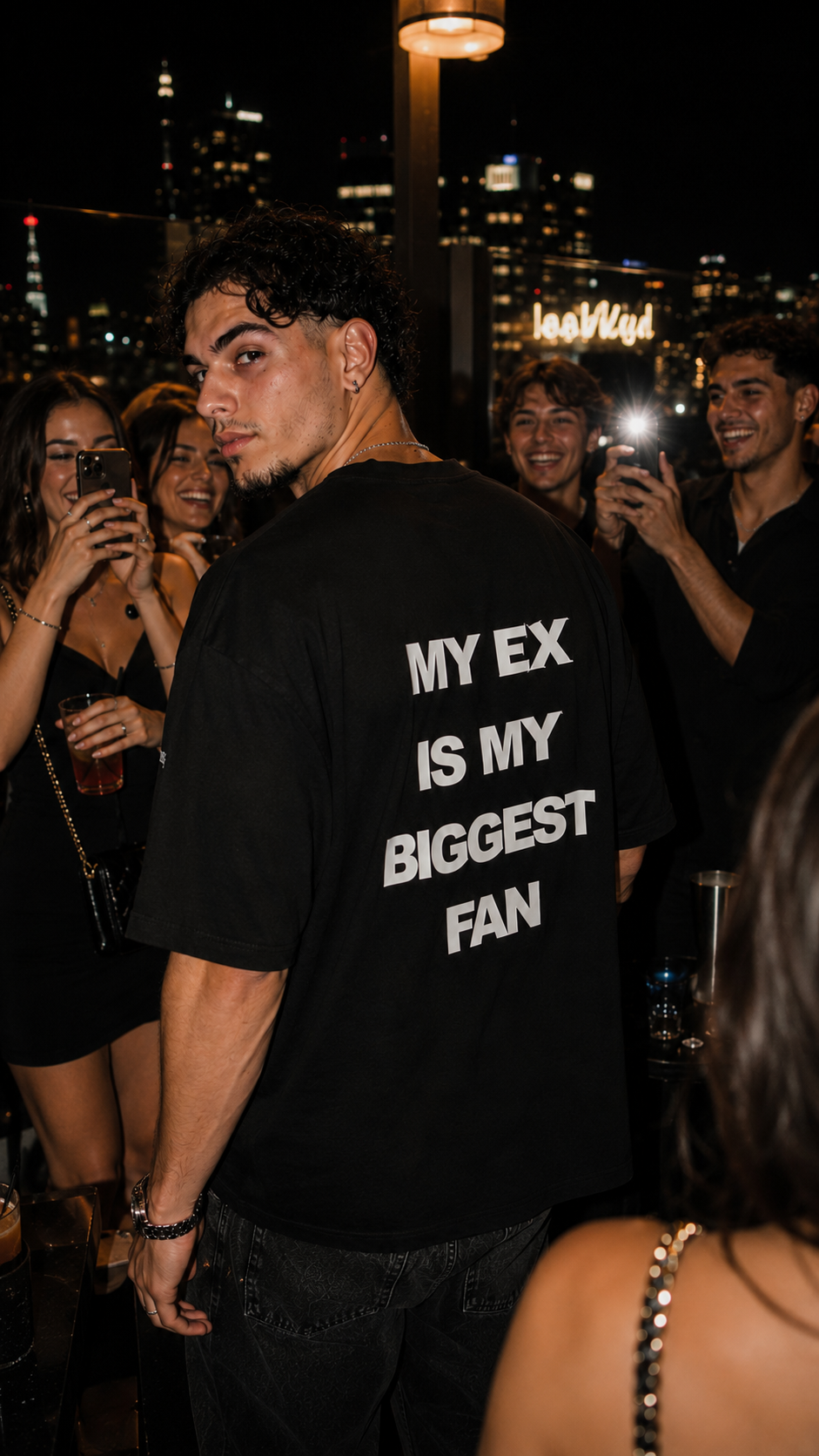 VILLAIN COMPLIMENT TEE