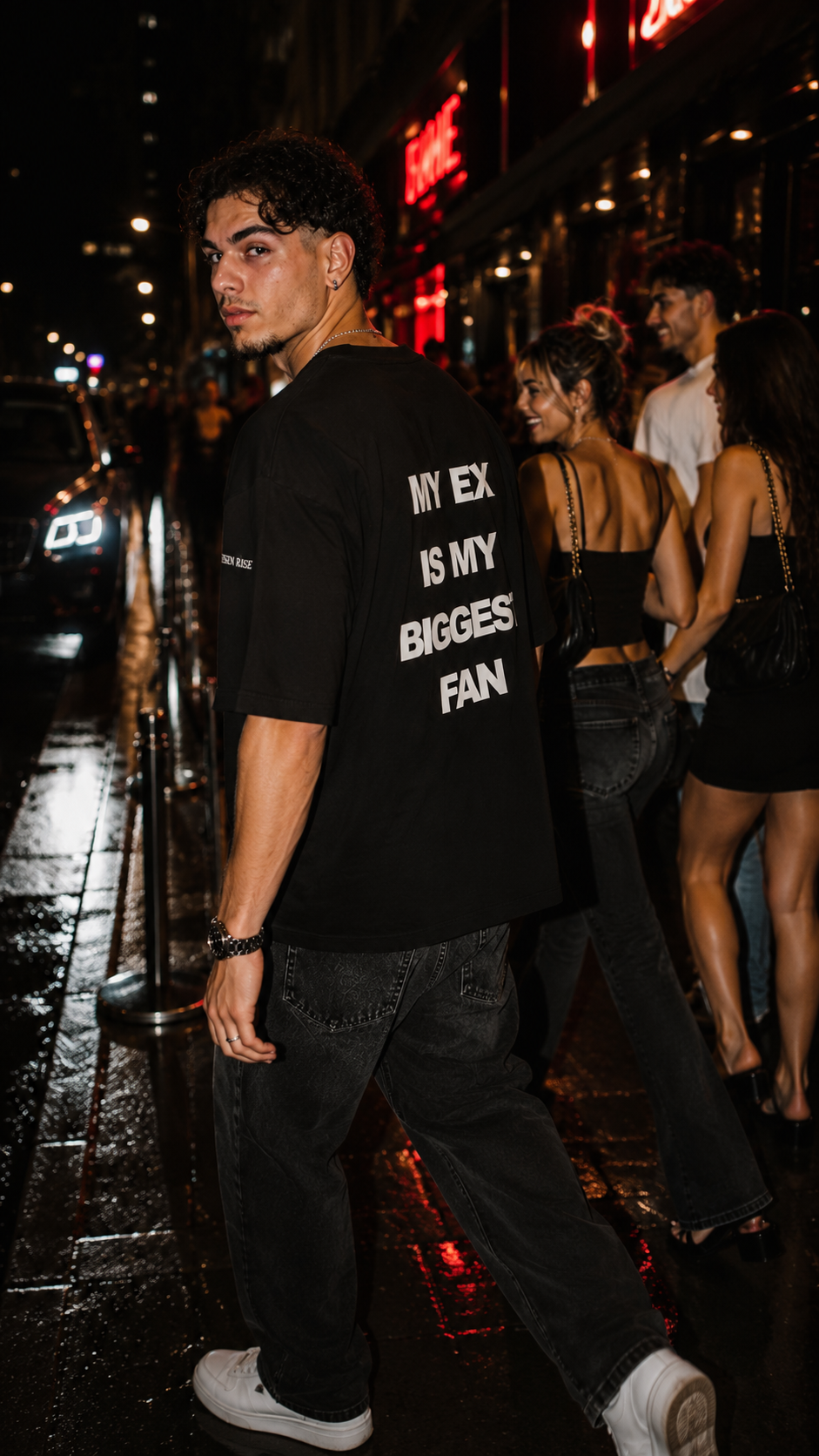 VILLAIN COMPLIMENT TEE